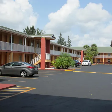 Howard Johnson By Wyndham Ft. Myers Fl-2